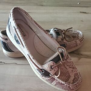 Sperry Women's Cream and Brown Snake Print Loafers